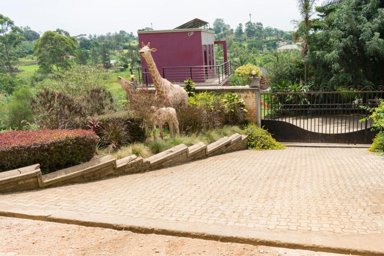 Fort Fun City Hotel Fort Portal المظهر الخارجي الصورة